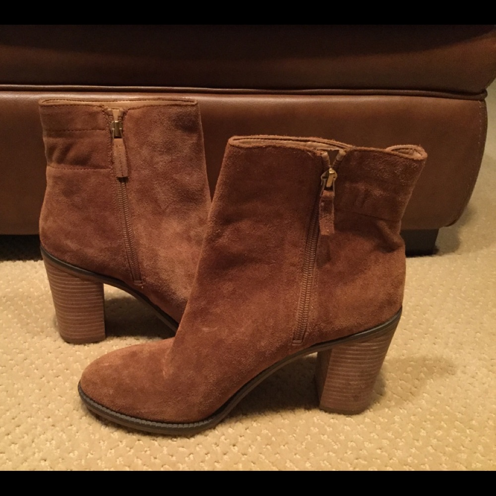 New Franco Sarto brown suede boots size 8.5